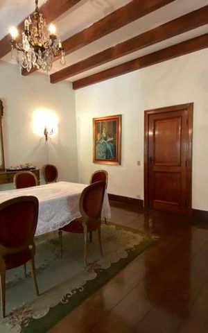 Casa à venda com 544m², 4 quartos e 3 vagas Casa à venda com 544m², 4 quartos e 3 vagasSala de Jantar