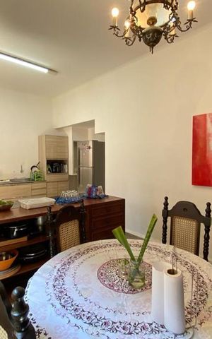 Casa à venda com 544m², 4 quartos e 3 vagas Casa à venda com 544m², 4 quartos e 3 vagasCopa