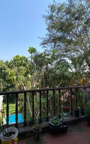 Casa à venda com 544m², 4 quartos e 3 vagas Casa à venda com 544m², 4 quartos e 3 vagasSuíte 1 - Varanda