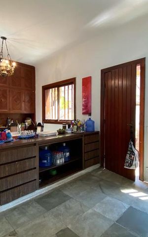 Casa à venda com 544m², 4 quartos e 3 vagas Casa à venda com 544m², 4 quartos e 3 vagasCozinha