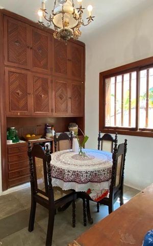 Casa à venda com 544m², 4 quartos e 3 vagas Casa à venda com 544m², 4 quartos e 3 vagasCopa