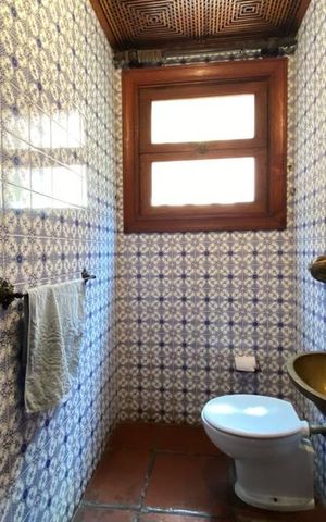 Casa à venda com 544m², 4 quartos e 3 vagas Casa à venda com 544m², 4 quartos e 3 vagasBanheiro 2
