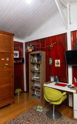 Casa à venda com 249m², 3 quartos e 3 vagas Casa à venda com 249m², 3 quartos e 3 vagasQuarto 1