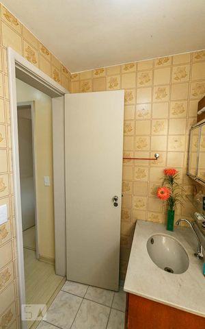 Apartamento à venda com 49m², 1 quarto e sem vagaBanheiro