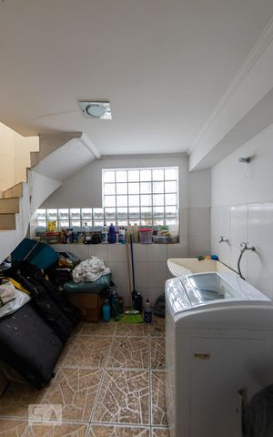 Casa para alugar com 190m², 3 quartos e 3 vagasÁrea de Serviço
