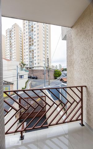 Casa para alugar com 190m², 3 quartos e 3 vagasSuite