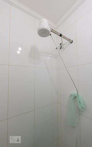 Casa para alugar com 190m², 3 quartos e 3 vagasBanheiro Social