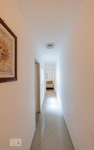 Casa para alugar com 190m², 3 quartos e 3 vagasCorredor