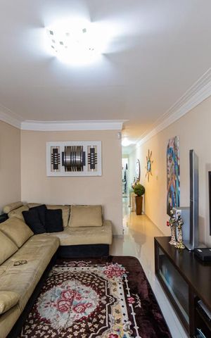 Casa para alugar com 190m², 3 quartos e 3 vagasSala