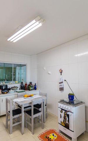 Casa para alugar com 190m², 3 quartos e 3 vagasCozinha
