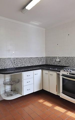 Apartamento para alugar com 122m², 3 quartos e 1 vagaCozinha