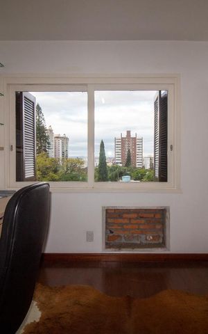 Apartamento à venda com 200m², 3 quartos e 2 vagasEscritório