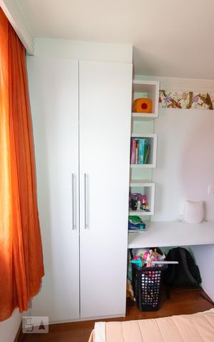 Apartamento à venda com 200m², 4 quartos e 3 vagas Apartamento à venda com 200m², 4 quartos e 3 vagasDetalhe do quarto