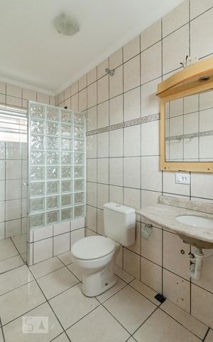 Casa para alugar com 200m², 3 quartos e 2 vagasBanheiro da Suíte