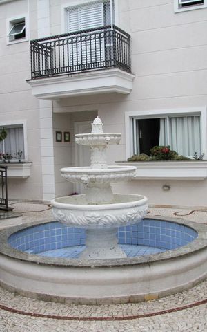 Casa à venda com 250m², 3 quartos e 4 vagasHall