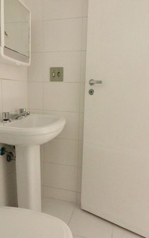 Apartamento à venda com 54m², 2 quartos e 1 vagaBanheiro 1