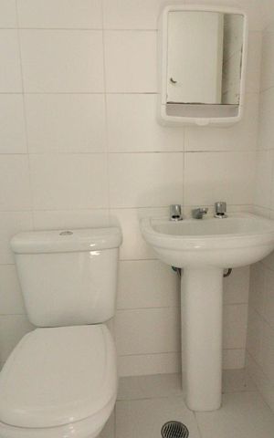 Apartamento à venda com 54m², 2 quartos e 1 vagaBanheiro 1