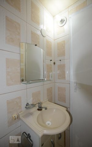 Apartamento à venda com 55m², 2 quartos e 1 vagaBanheiro Social