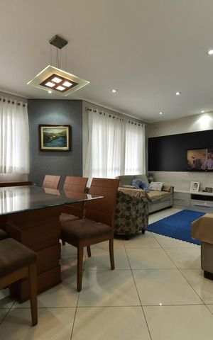 Apartamento à venda com 104m², 3 quartos e 2 vagas Apartamento à venda com 104m², 3 quartos e 2 vagasSala