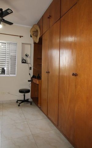 Casa à venda com 169m², 3 quartos e 2 vagasQuarto 1