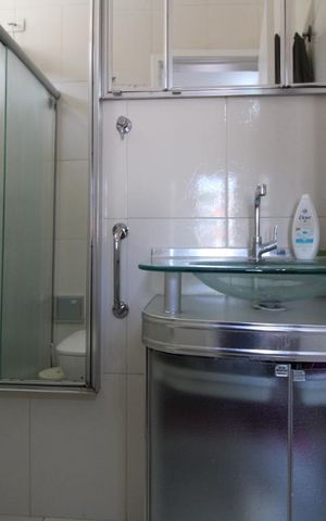 Casa à venda com 169m², 3 quartos e 2 vagasBanheiro da Suíte