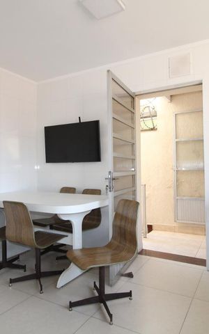 Casa à venda com 169m², 3 quartos e 2 vagasCozinha