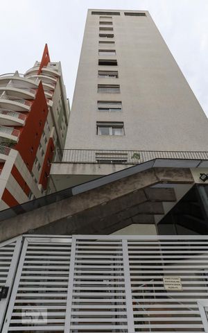 Apartamento para alugar com 190m², 3 quartos e 1 vagaFachada