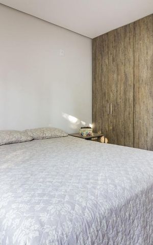 Casa de condomínio à venda com 320m², 4 quartos e 2 vagas Casa de condomínio à venda com 320m², 4 quartos e 2 vagasDormitório2