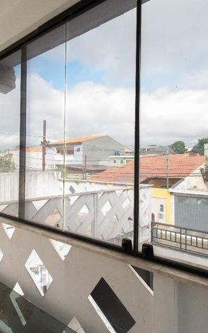 Casa à venda com 285m², 3 quartos e 3 vagas Casa à venda com 285m², 3 quartos e 3 vagasvaranda