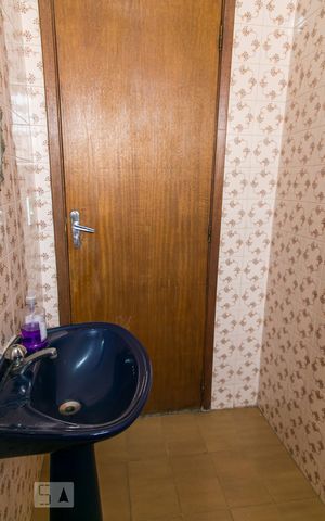 Casa à venda com 350m², 4 quartos e 3 vagasLavabo