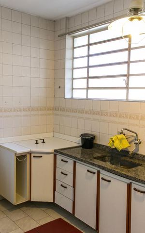 Casa à venda com 350m², 4 quartos e 3 vagasCozinha 2