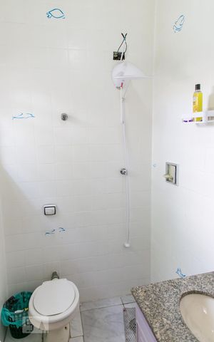 Casa à venda com 350m², 4 quartos e 3 vagasBanheiro 2