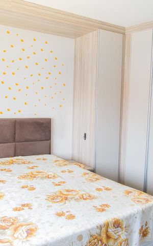 Casa à venda com 165m², 3 quartos e 2 vagas Casa à venda com 165m², 3 quartos e 2 vagasQuarto 1