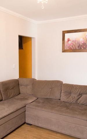 Casa à venda com 165m², 3 quartos e 2 vagas Casa à venda com 165m², 3 quartos e 2 vagasSala