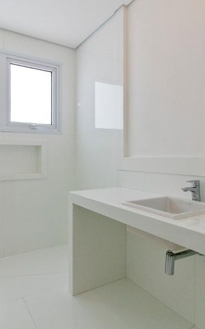 Casa à venda com 750m², 4 quartos e 15 vagas Casa à venda com 750m², 4 quartos e 15 vagasBanheiro da Suíte 1
