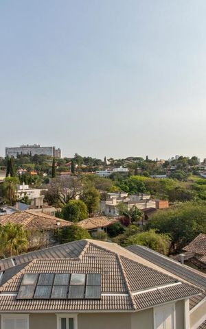 Casa à venda com 750m², 4 quartos e 15 vagas Casa à venda com 750m², 4 quartos e 15 vagasVista da Suíte 1