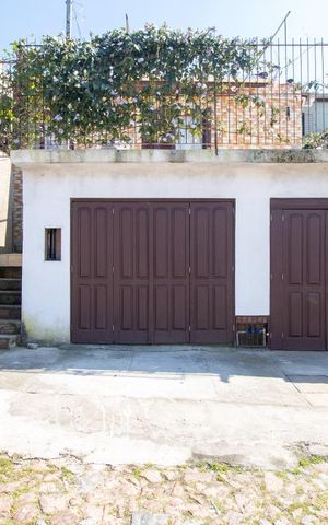 Casa à venda com 60m², 1 quarto e 2 vagasFachada
