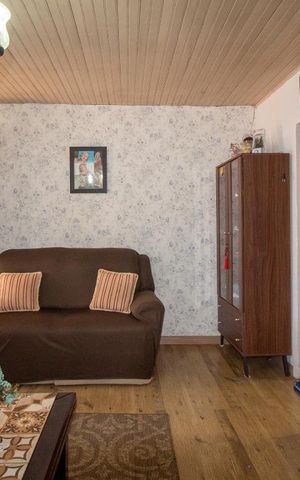 Casa à venda com 60m², 1 quarto e 2 vagasSala