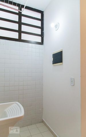Apartamento para alugar com 42m², 1 quarto e sem vaga Apartamento para alugar com 42m², 1 quarto e sem vagaÁrea de serviço