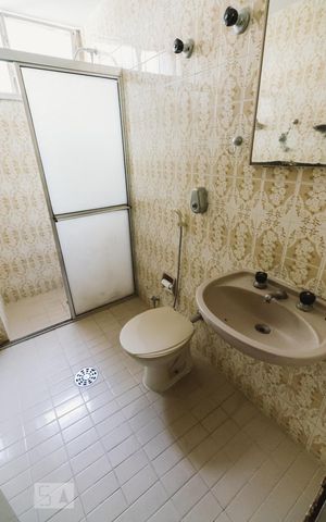 Apartamento para alugar com 136m², 4 quartos e 1 vaga Apartamento para alugar com 136m², 4 quartos e 1 vagaBanheiro da Suíte 1