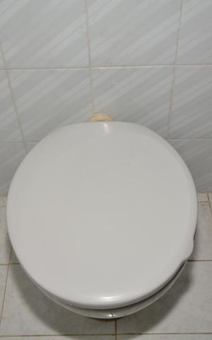 Casa à venda com 300m², 3 quartos e 6 vagasBanheiro 1