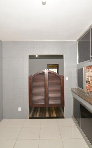 Casa à venda com 300m², 3 quartos e 6 vagasCozinha