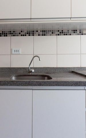 Apartamento para alugar com 42m², 1 quarto e sem vaga Apartamento para alugar com 42m², 1 quarto e sem vagaCozinha - Armários