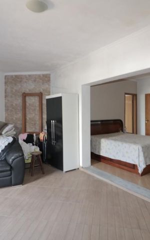 Casa para alugar com 340m², 4 quartos e 5 vagasSuite 