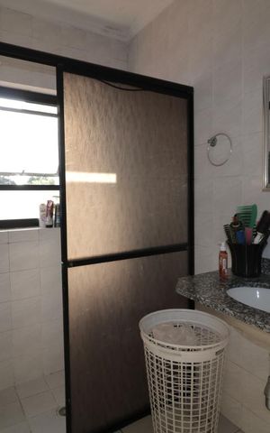 Casa para alugar com 340m², 4 quartos e 5 vagasBanheiro Social