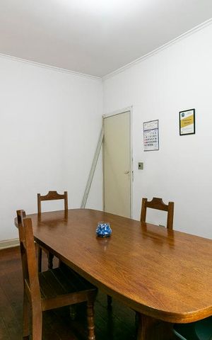 Casa à venda com 250m², 3 quartos e 5 vagasSuíte 2