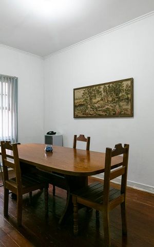 Casa à venda com 250m², 3 quartos e 5 vagasSuíte 2