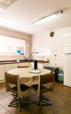 Casa à venda com 250m², 3 quartos e 5 vagasCozinha