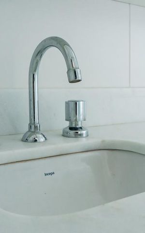 Apartamento à venda com 67m², 2 quartos e 1 vaga Apartamento à venda com 67m², 2 quartos e 1 vagaBanheiro da Suíte
