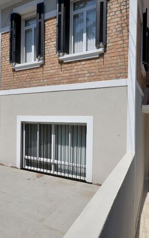 Casa para alugar com 220m², 3 quartos e 2 vagas Casa para alugar com 220m², 3 quartos e 2 vagasGaragem